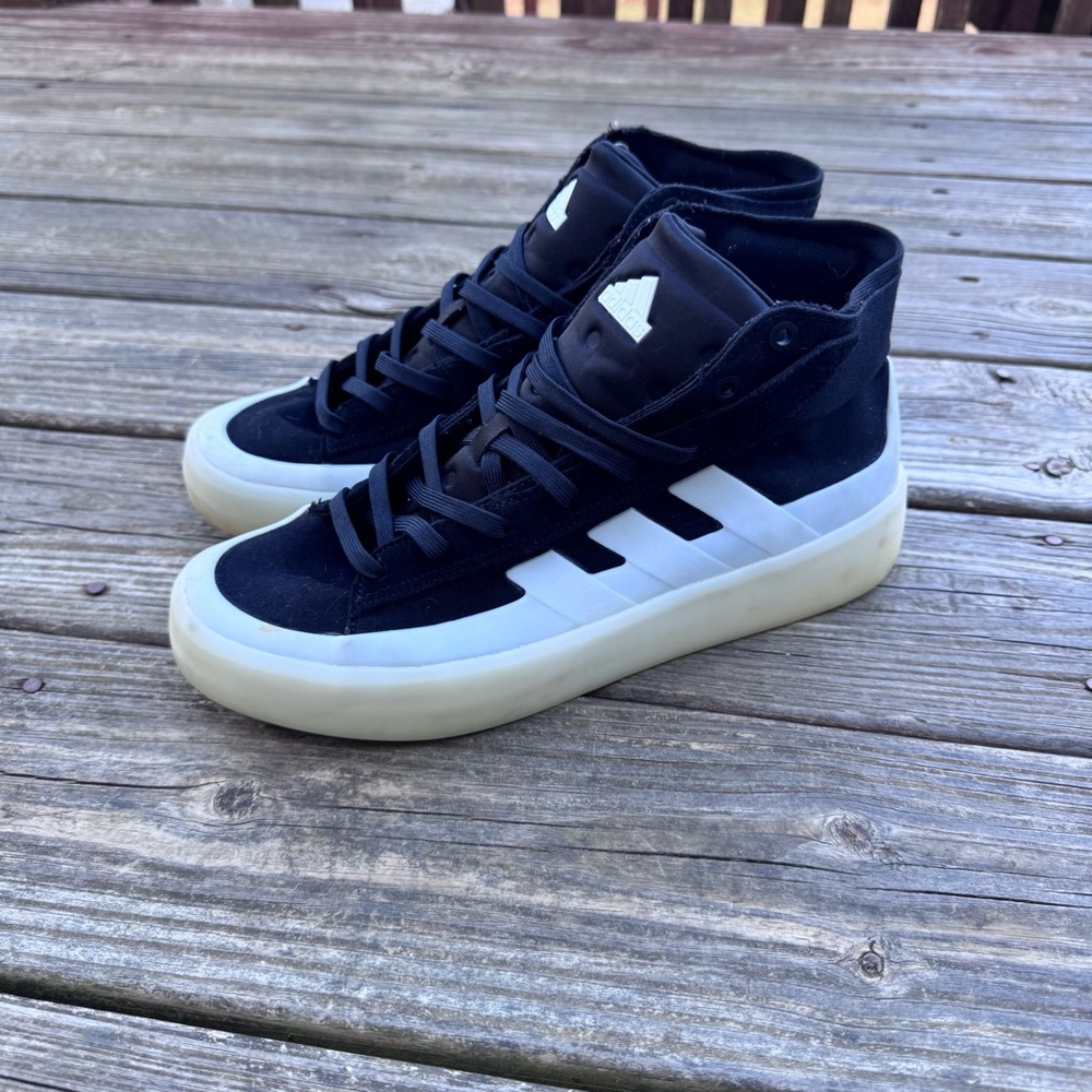 Adidas Znsored stake shoes